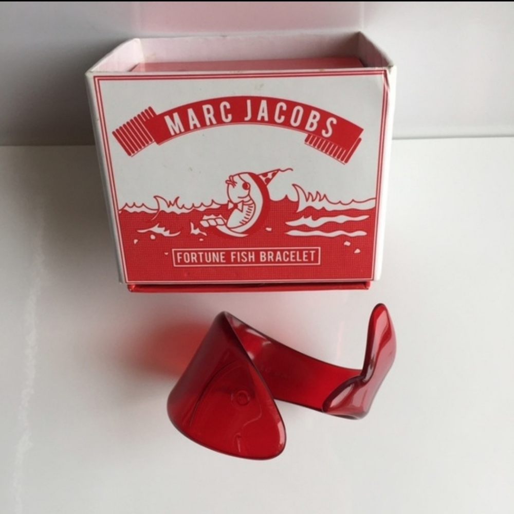 trade Marc Jacobs fortune fish bracelet for a Vivienne Westwood too fast